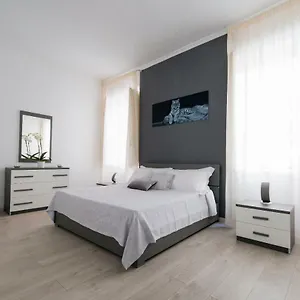 Appartement Spanish Steps 3 Bedrooms Cozy,elegant And, Rome
