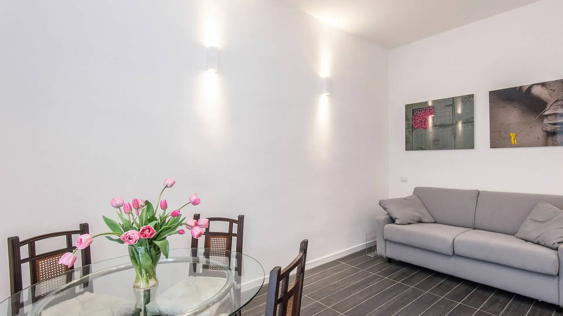 Vatican City Suites By Hili